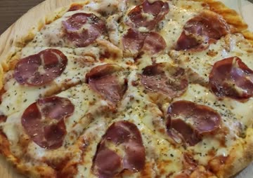 Pizza de calabresa da Galo Véio